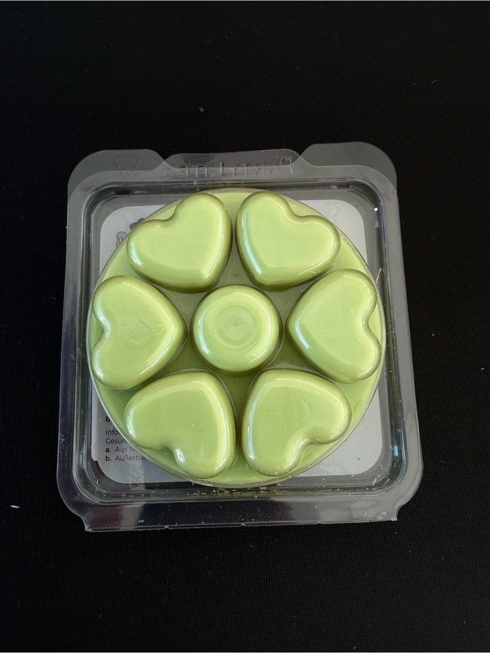 Partylite Green Pistachio Vanilla Ice Cream Scent Plus Heart Wax Melts